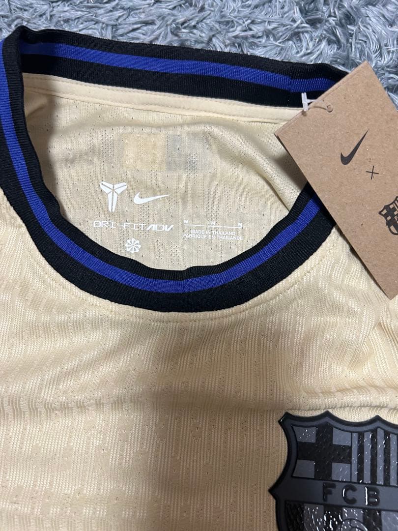 バルセロナ25-26 HAWAYユニフォームラミネヤマル Ｍサイズ