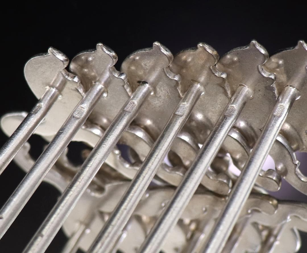 カレル・ベヤード 1870年頃珍品 ロカイユ様式ナイフレスト 6個 アンティーク