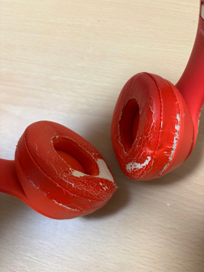 Beats Solo3 Wireless レッド