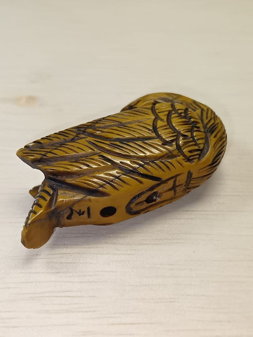 鹿角根付　在銘あり