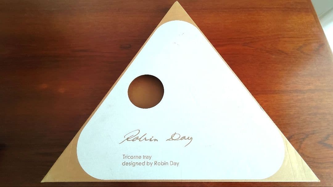 〈未使用品〉マーガレットハウエル　MARGARET HOWELL　トレー　お盆