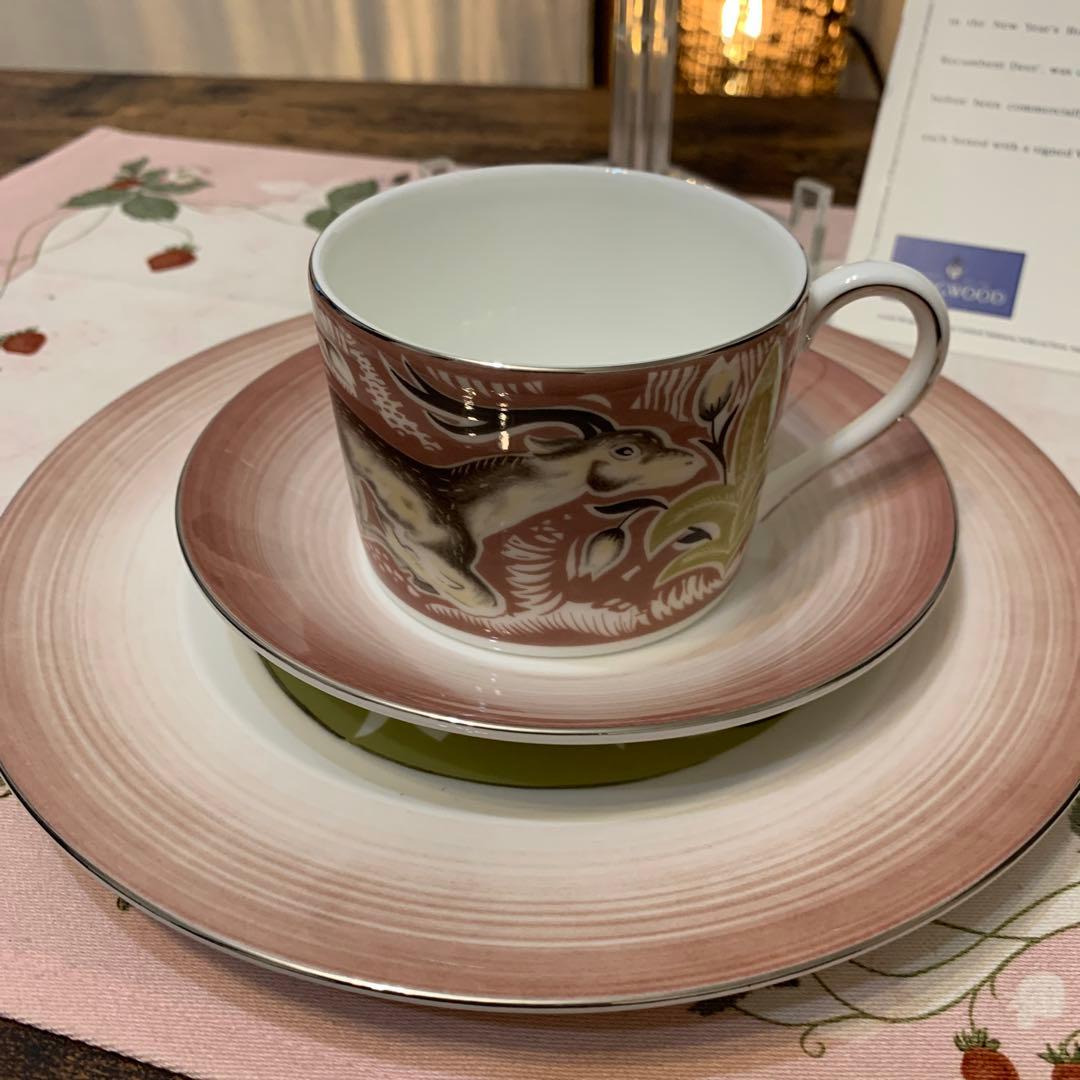 未使用　限定品　ウェッジウッド リカンベント　ディア　トリオ　2客