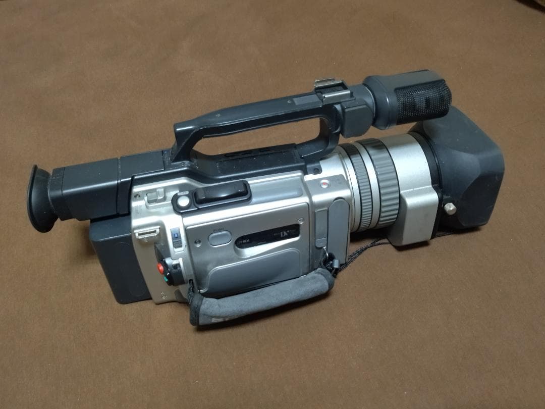 SONY DCR-VX2000 + ワイコンVCL-HG0758