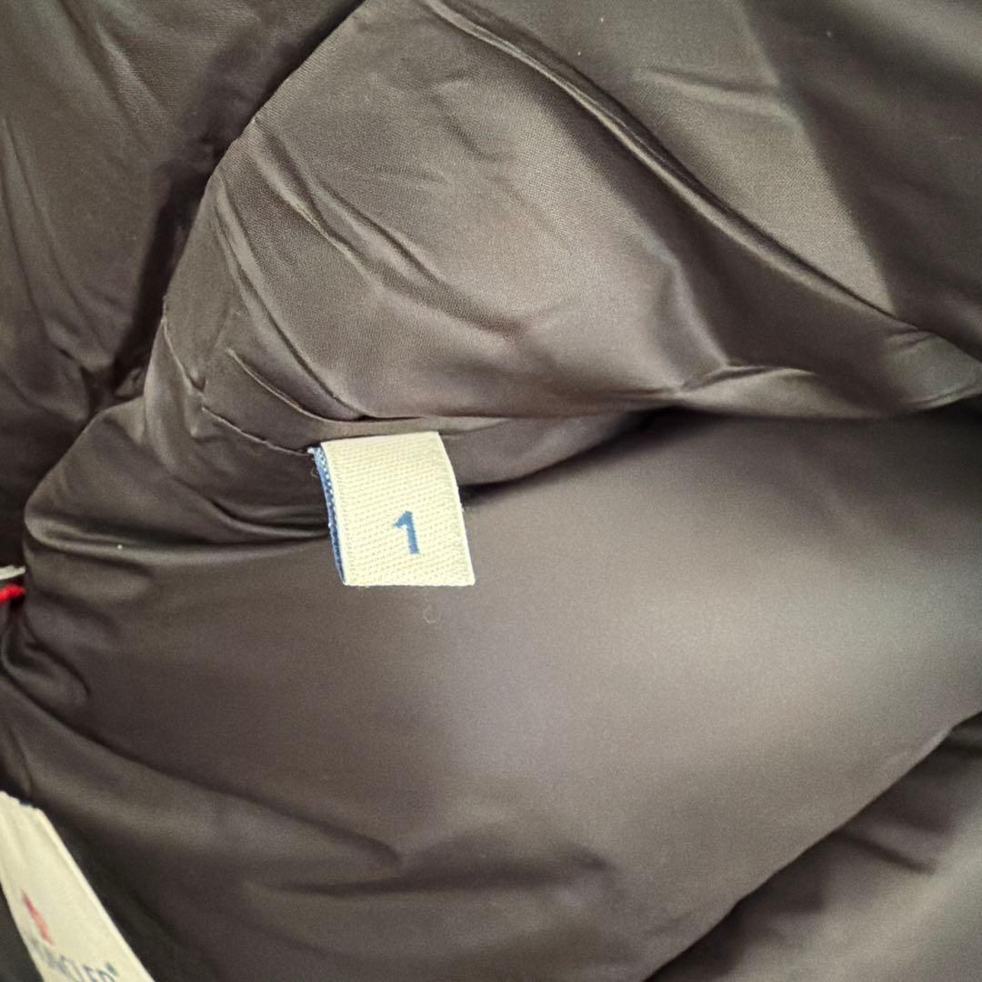 MONCLER ブラック ダウンジャケット BRAMANT