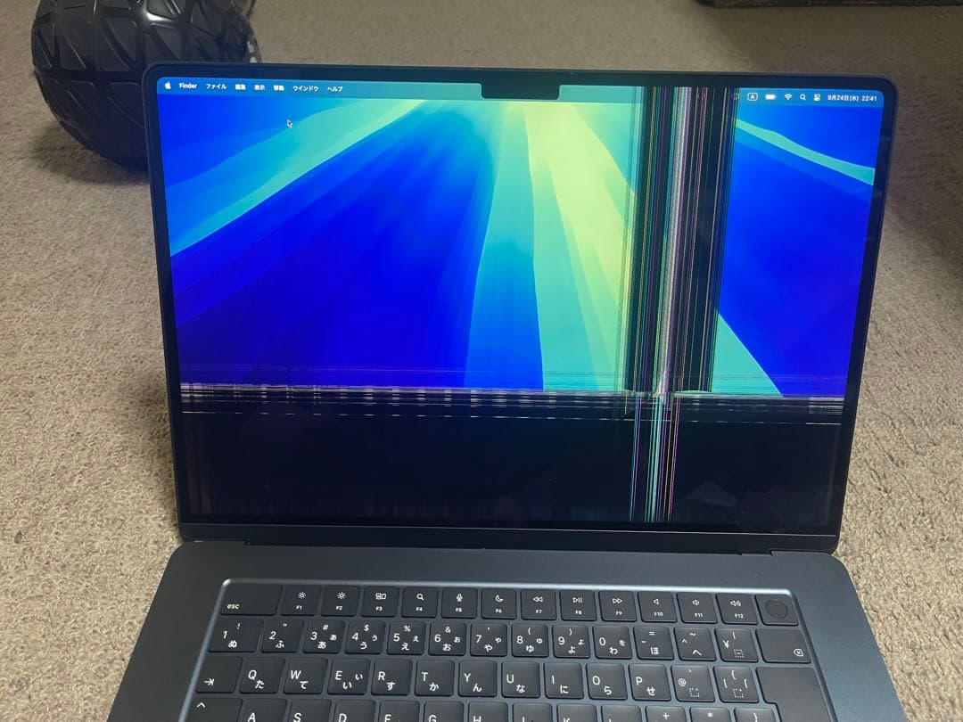 M2 MacBook Air 15インチ メモリ24GB ストレージ512GB