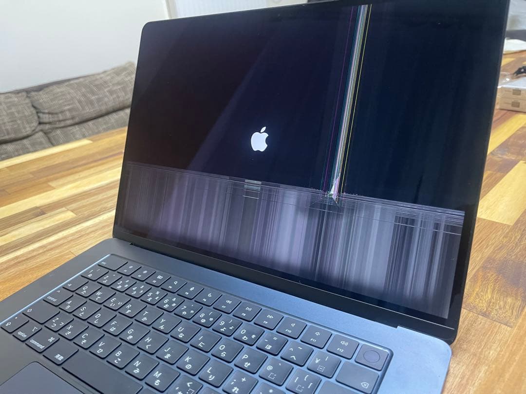 M2 MacBook Air 15インチ メモリ24GB ストレージ512GB