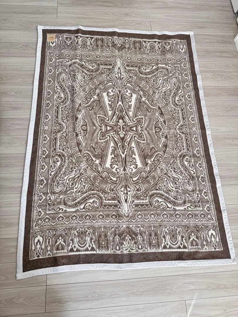 カシミヤ　毛布　150cm x 210cm