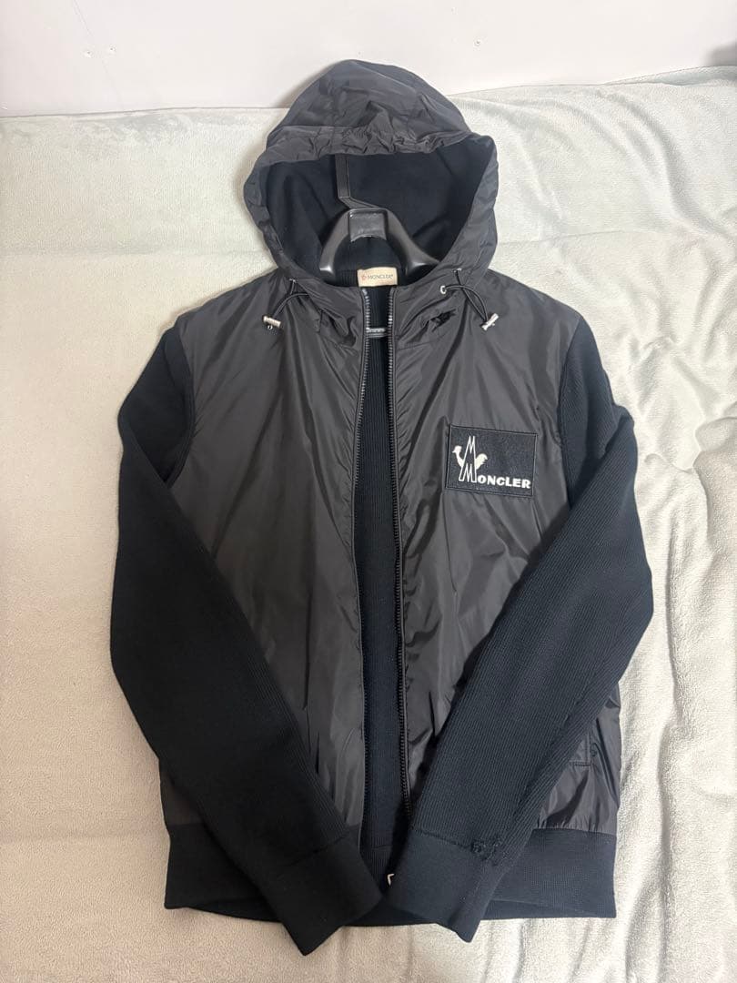 MONCLER フード付きナイロンジャケット