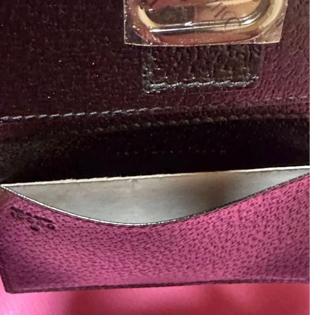 【近日削除】GUCCI 黒 定期 パスケース カードケース 名刺入れ ジャンク品