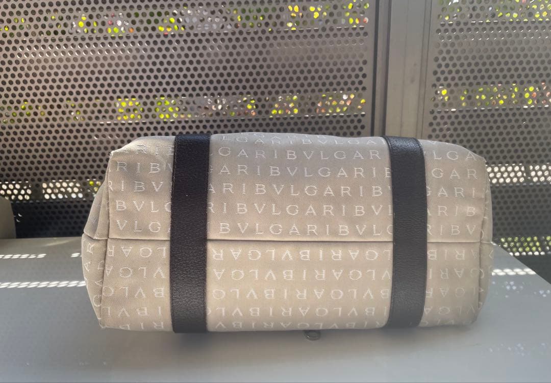 BVLGARI ロゴプリント トートバッグ