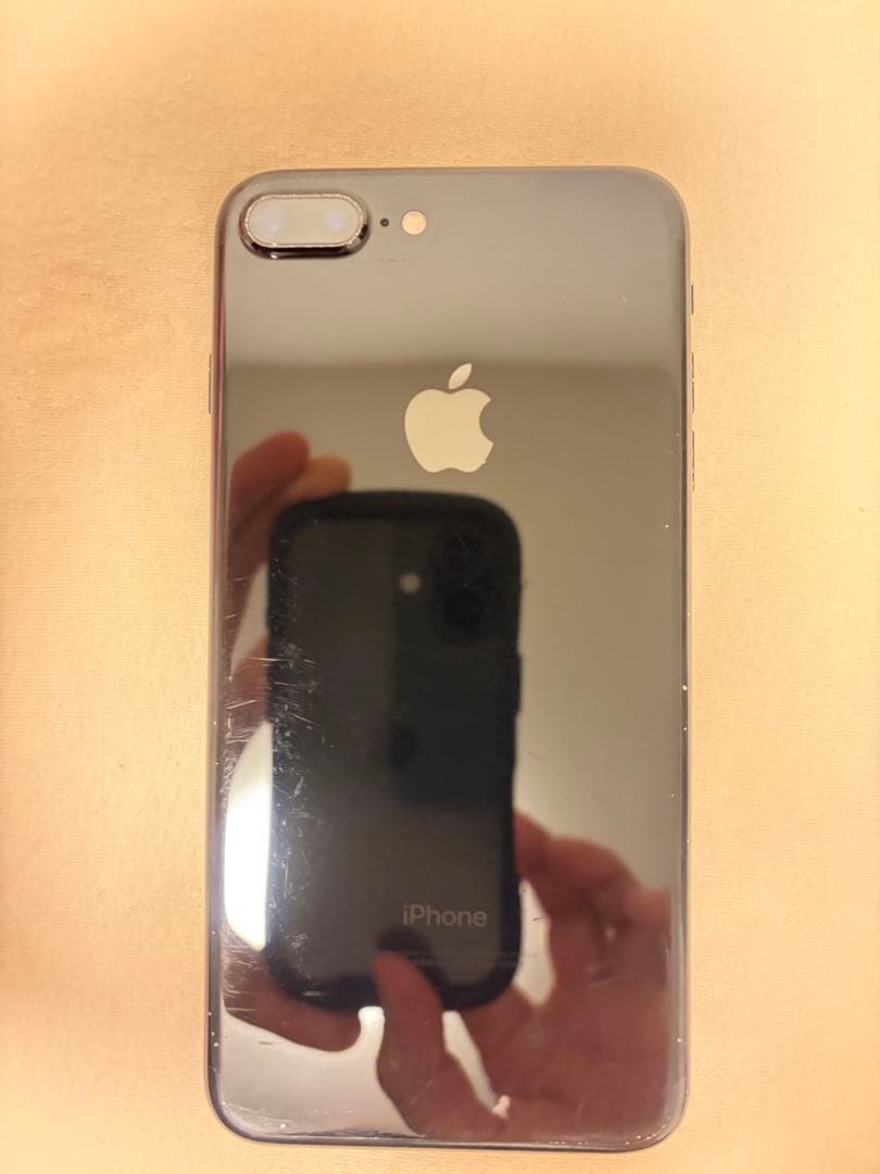 iPhone7Plus ジェットブラック　128GB