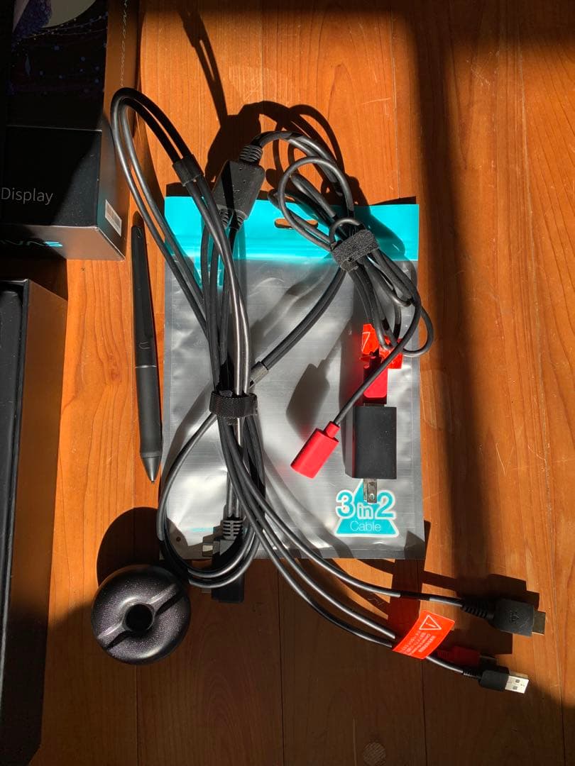 液タブ・ペンタブ HUION Kamvas Pro16 (2.5k)