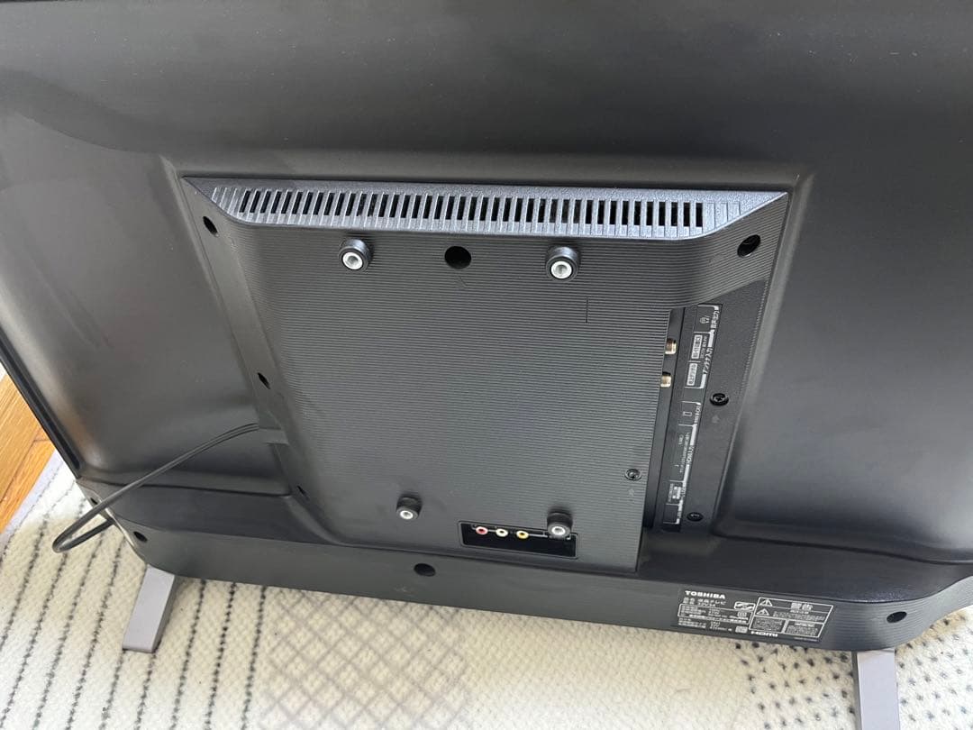 【美品】REGZA 32V34 2022年製　32インチ　送料込み　説明書等付