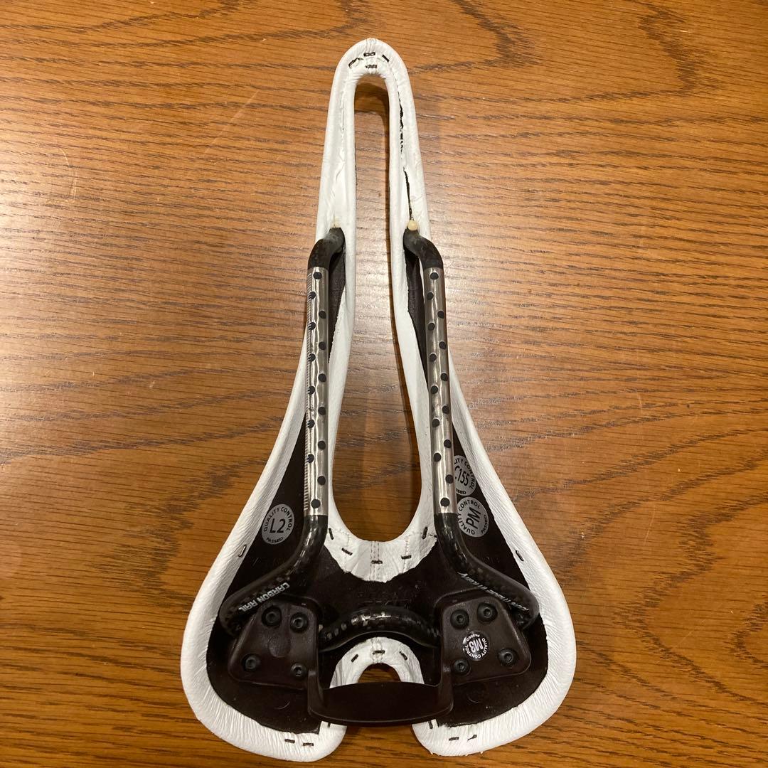 Selle SMP Forma サドル ホワイト　カーボンレール