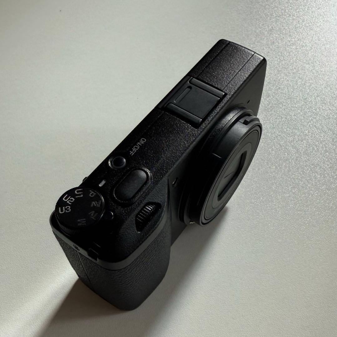 【付属品＋ストラップ】RICOH リコー GR Ⅲx 箱無し　シャッター数少なめ