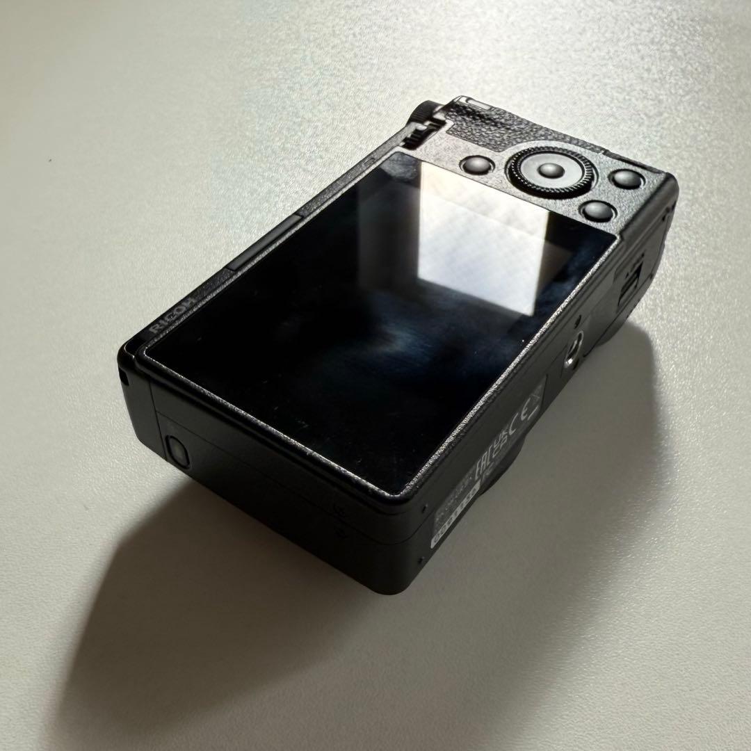 【付属品＋ストラップ】RICOH リコー GR Ⅲx 箱無し　シャッター数少なめ