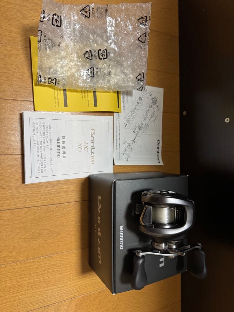 シマノ　22バンタム　XG 右巻き　ベイトリール