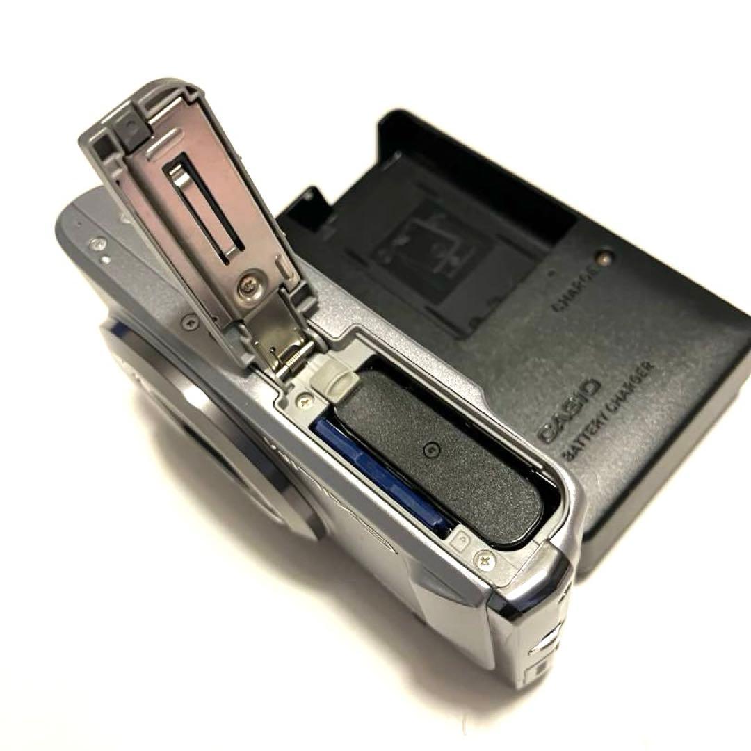 CASIO EXILIM EX-H10 コンパクトデジタルカメラ