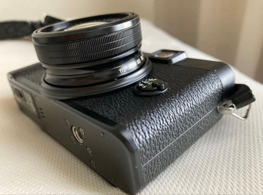 Fujifilm X10コンパクトデジタルカメラ 純正革カバー