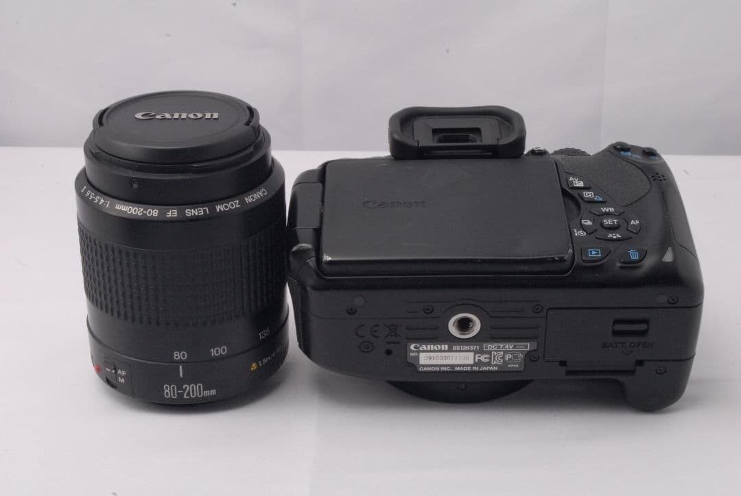 Canon EOS Kiss X6i★バリアングル液晶レンズ付き一眼レフカメラ★