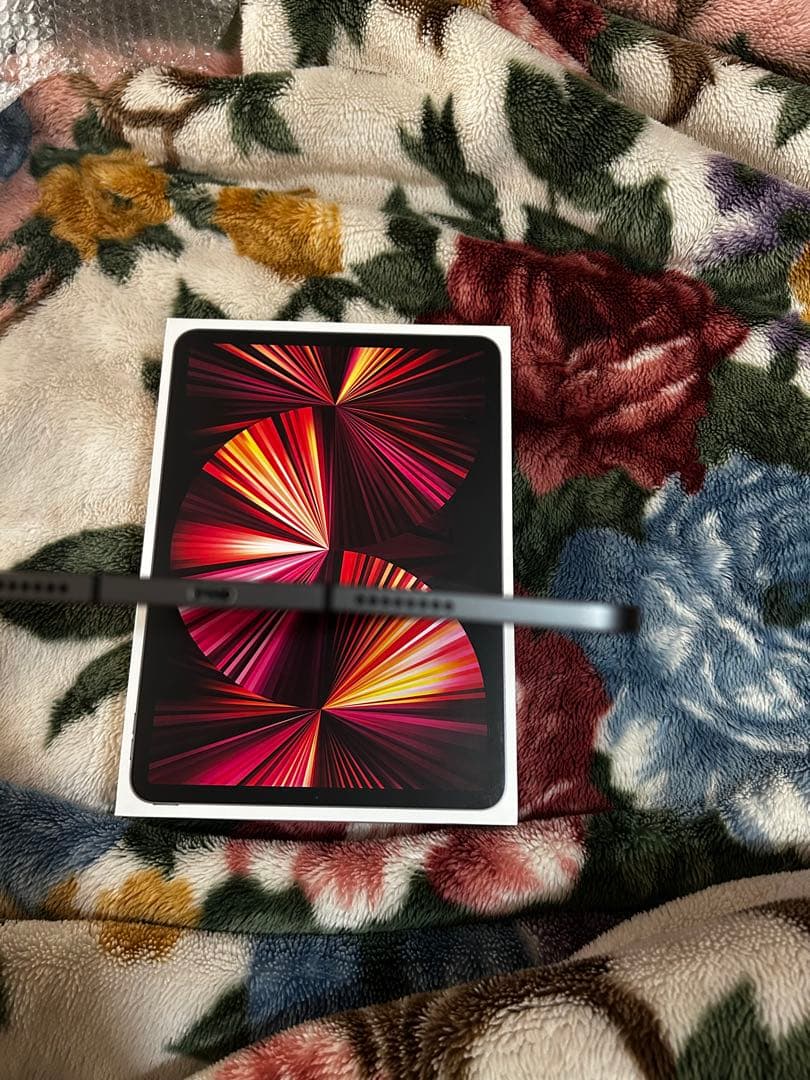 iPadプロ11（第三世代）128GB