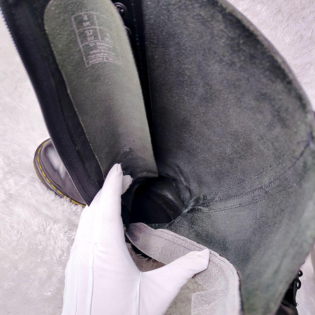 希少 入手困難　ドクターマーチン １２２７０ ２０ホール　サイドジップ