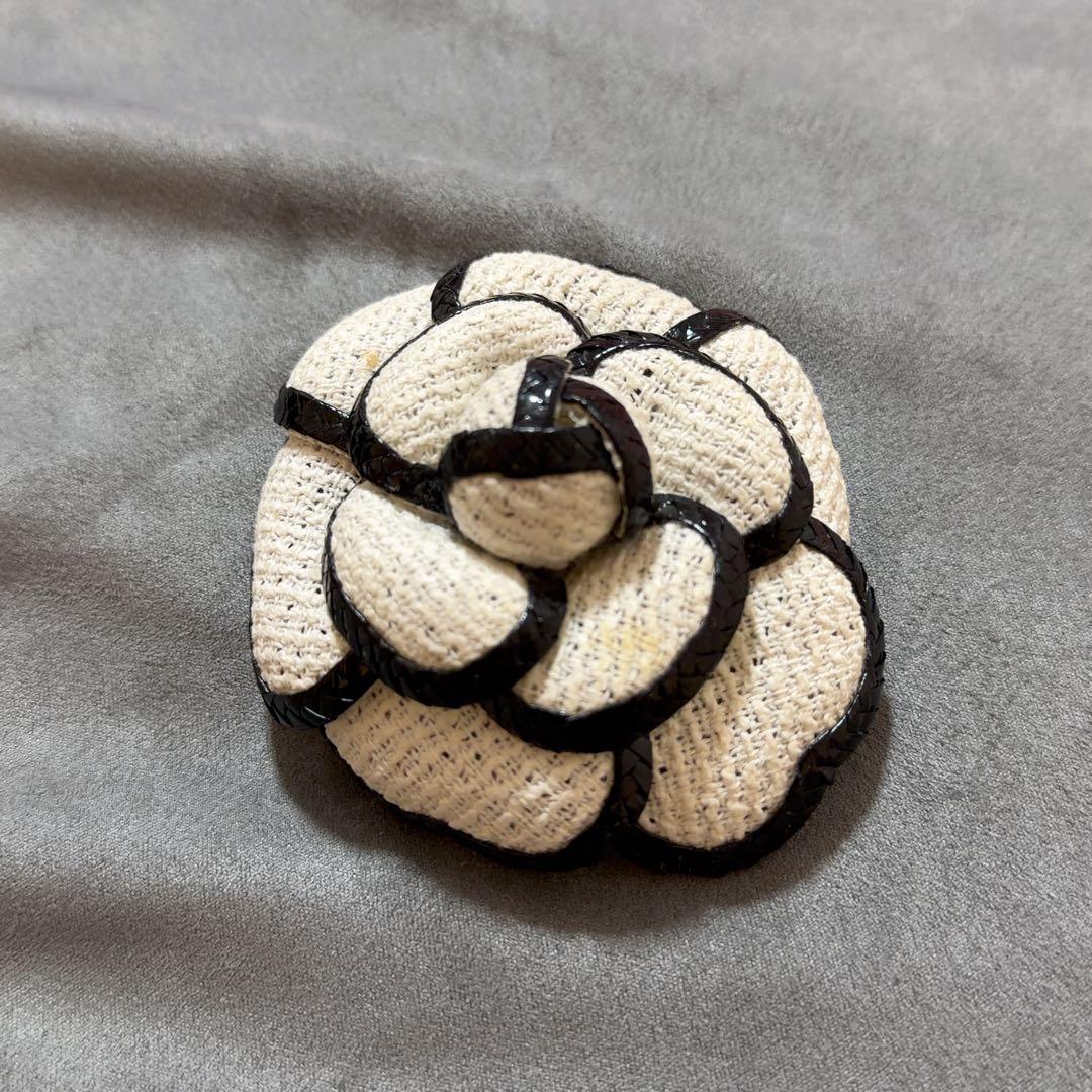 シャネル　CHANEL 　カメリア コサージュ　ブローチ