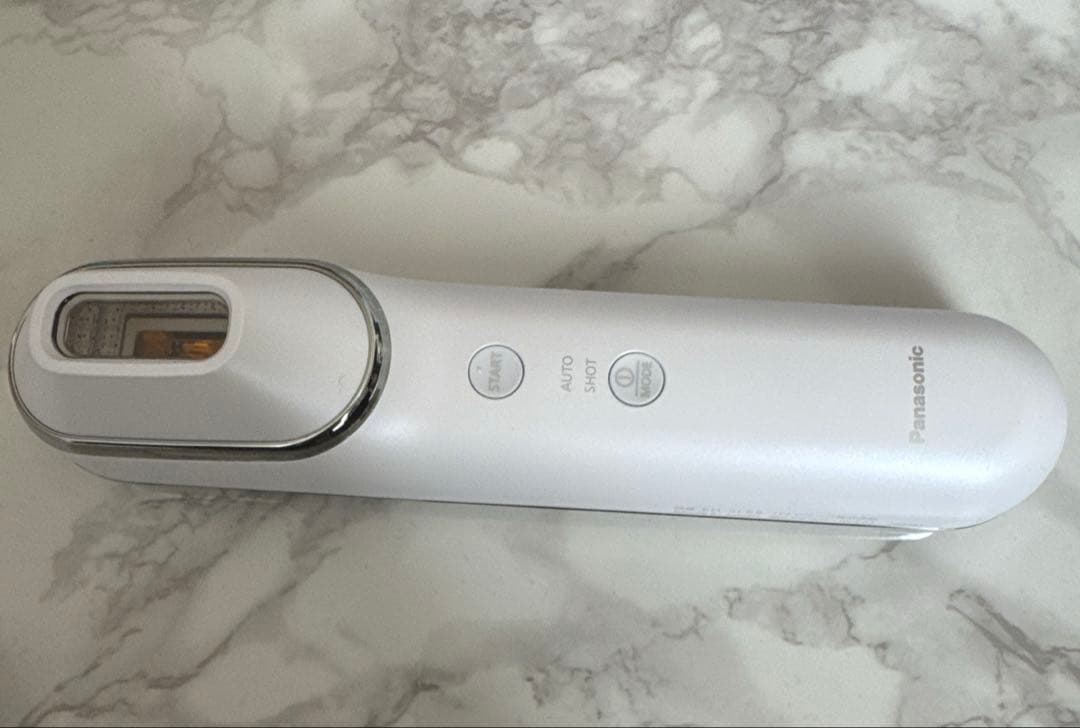 Panasonic 光美顔器フォトブライトショットEH-SL85-W WHITE