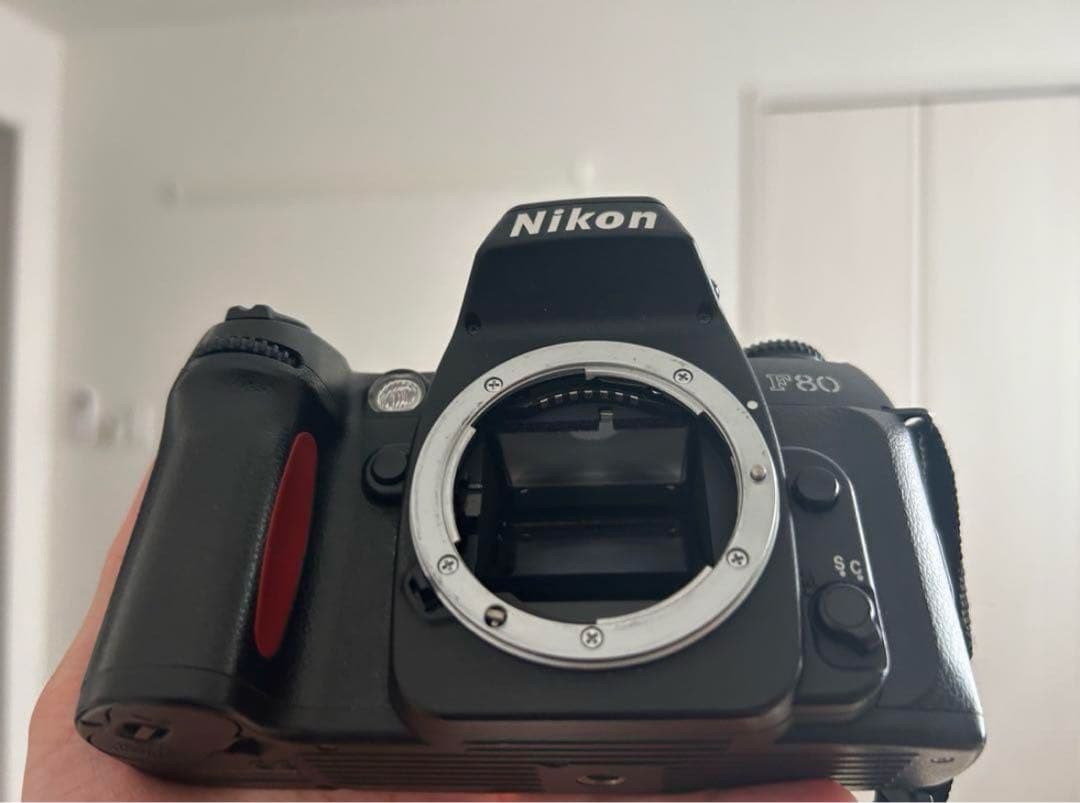 フィルムカメラ Nikon F80Nikon AF NIKKOR 28-105mm