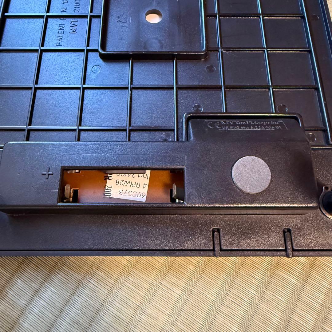 90s archive New Balance 3Dグラフィック 画像切り替わり