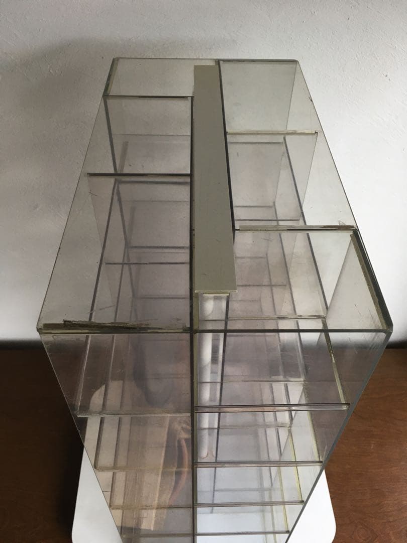 ディスプレイラック　回転式