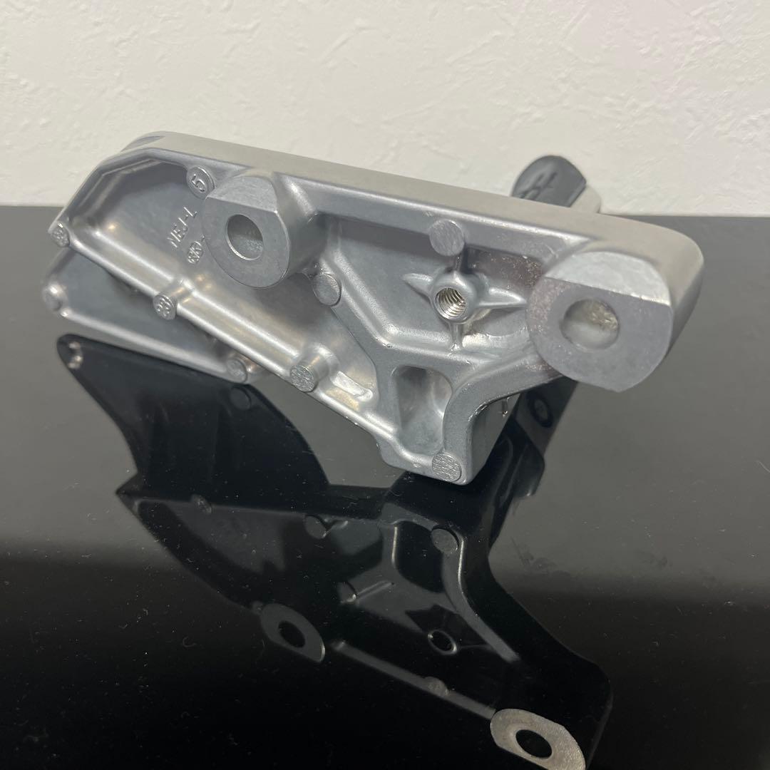 CB1300SC54 ホンダ純正ステップ左右ボルト他新車外し美品cb1300