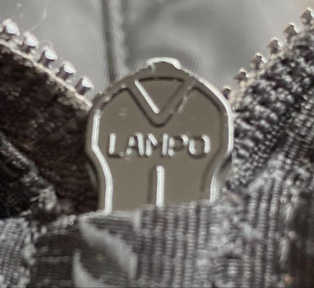 PRADA ブラックナイロン ショルダーバッグ