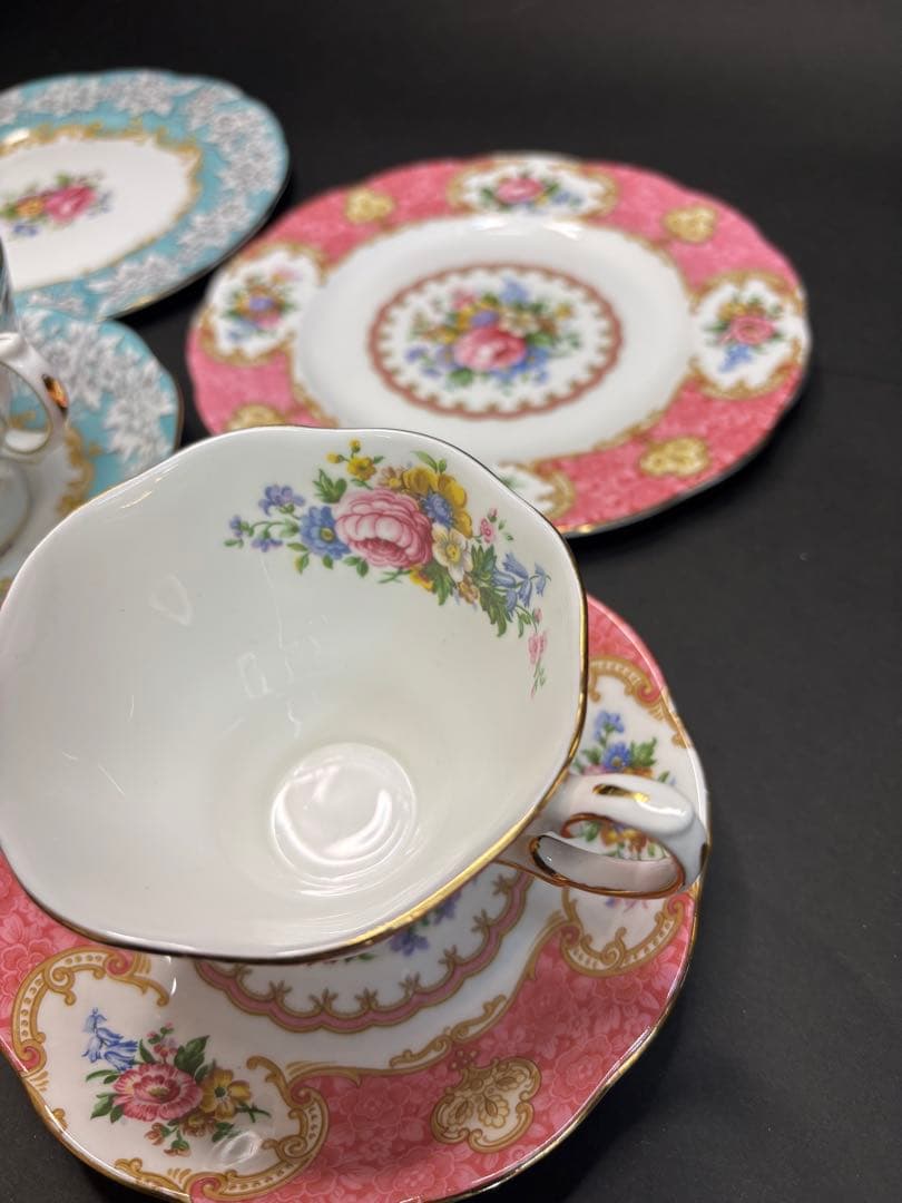 【訳あり価格】ロイヤルアルバート エンチャントメント ティートリオ 2セット