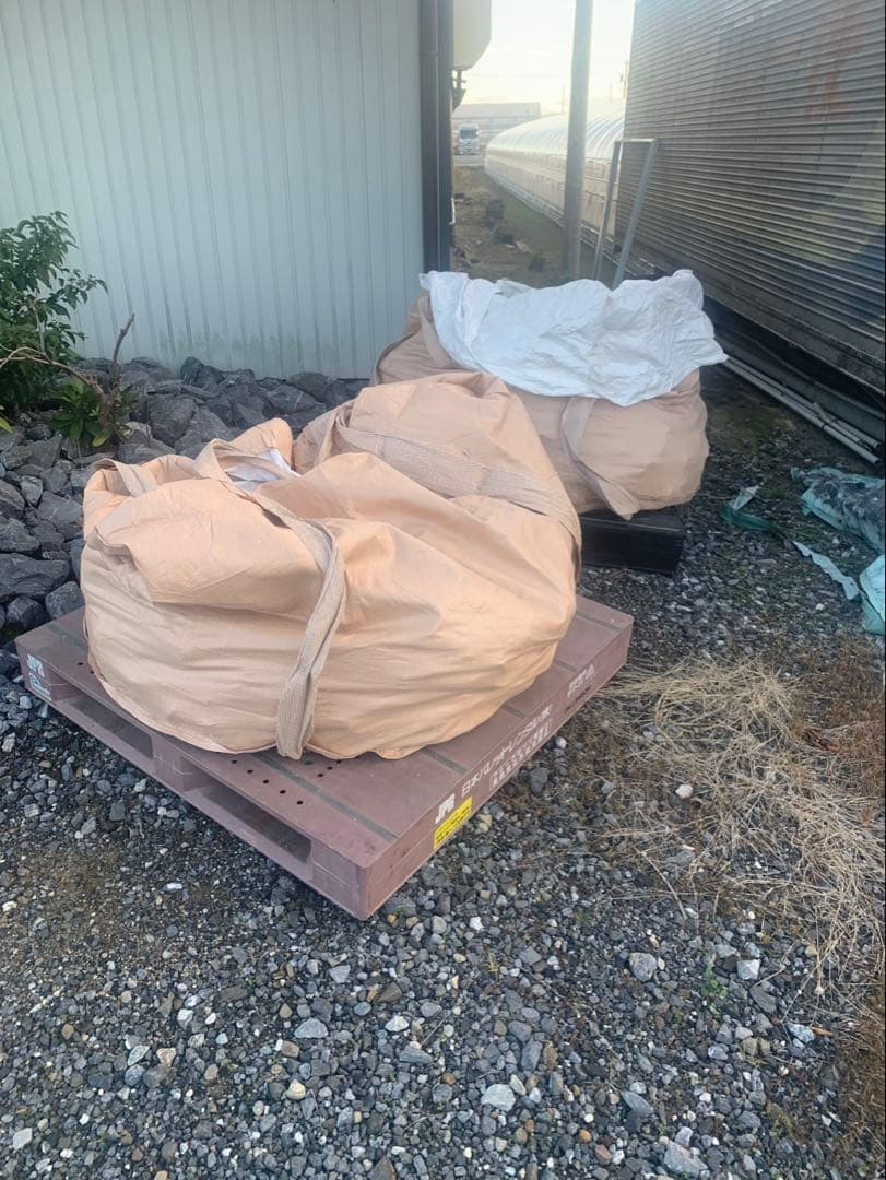 岐阜石　チャート割栗　50-150サイズ　　　300kg 引取限定