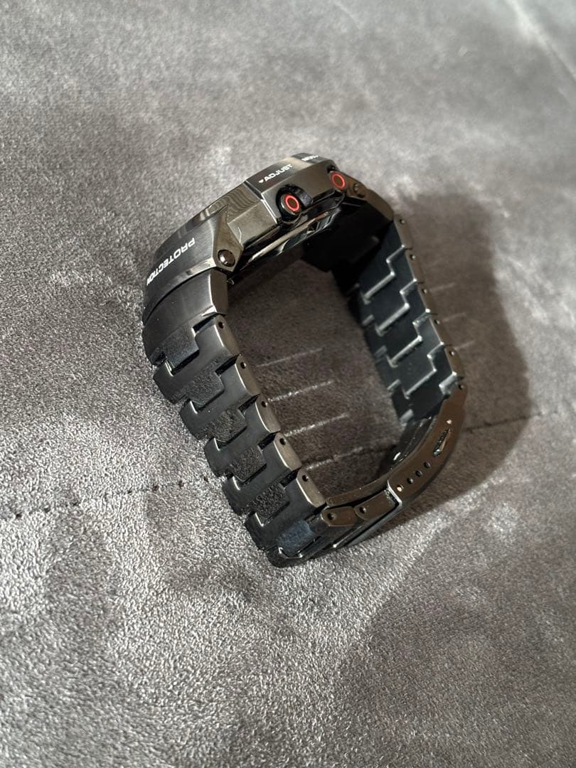 CASIO G-SHOCK デジタル腕時計 AWM-500