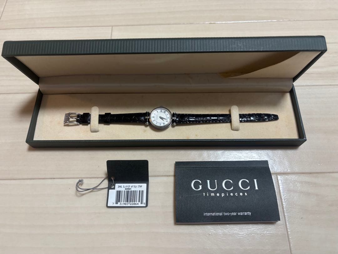 GUCCI レディース腕時計 2040L クオーツ シェリーライン レザーベルト