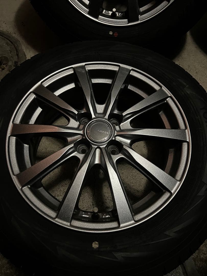 ヨコハマ スタッドレス 175/65R15 4H 23年製 イボ残り 4本セット