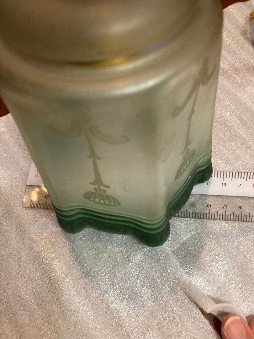 エッチング模様のペンダントライト（イギリスアンティーク）