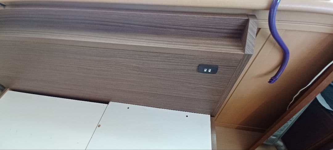 ニトリ　収納付きベッドフレーム　セミダブル