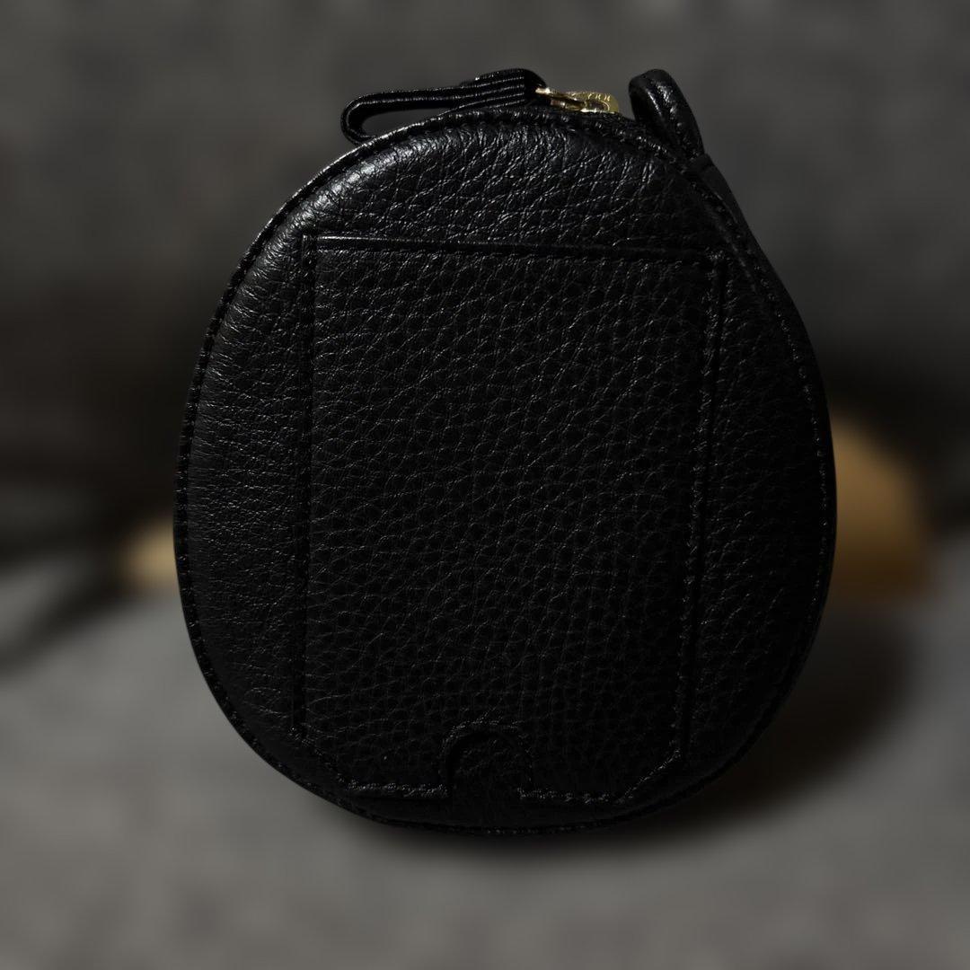 イビサ　パンダ