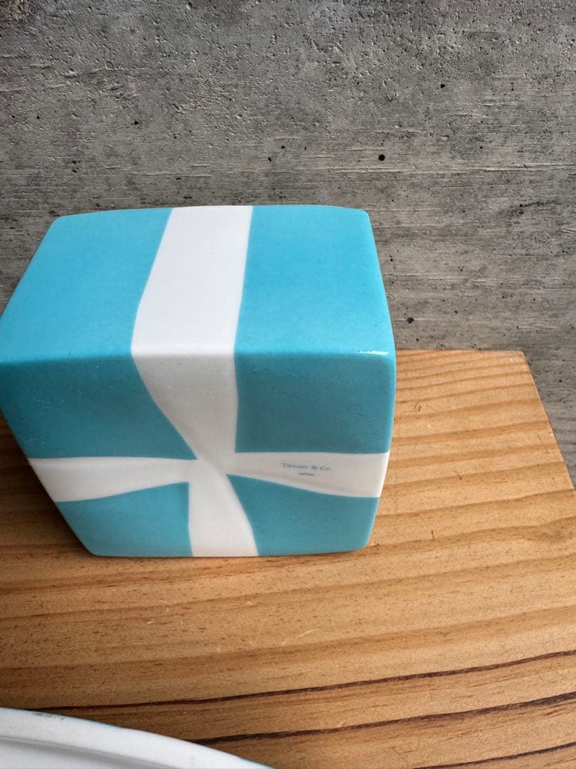 専用　ティファニー　　小物入れ　陶器