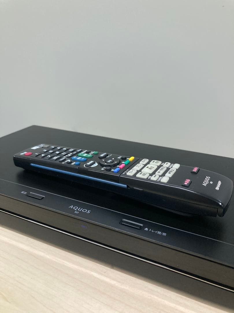 かなり綺麗 1TB リモコン新品　シャープ　AQUOS BD-NW1000