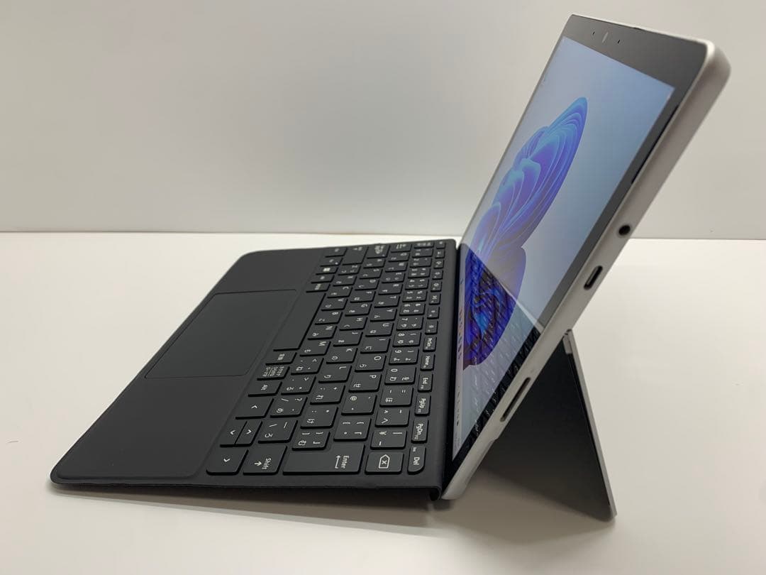 Surface Go3 Core i3 8GB 128GB Office付