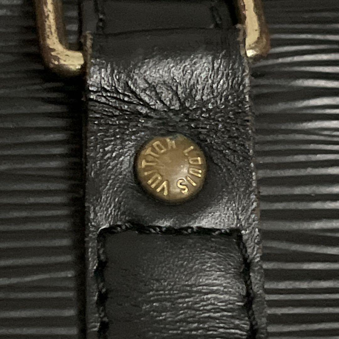 ルイヴィトン　エピ　ビジネスバッグ　ポルトドキュマン　ヴォワヤージュ　A4収納可