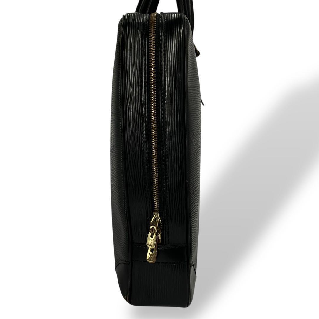 ルイヴィトン　エピ　ビジネスバッグ　ポルトドキュマン　ヴォワヤージュ　A4収納可