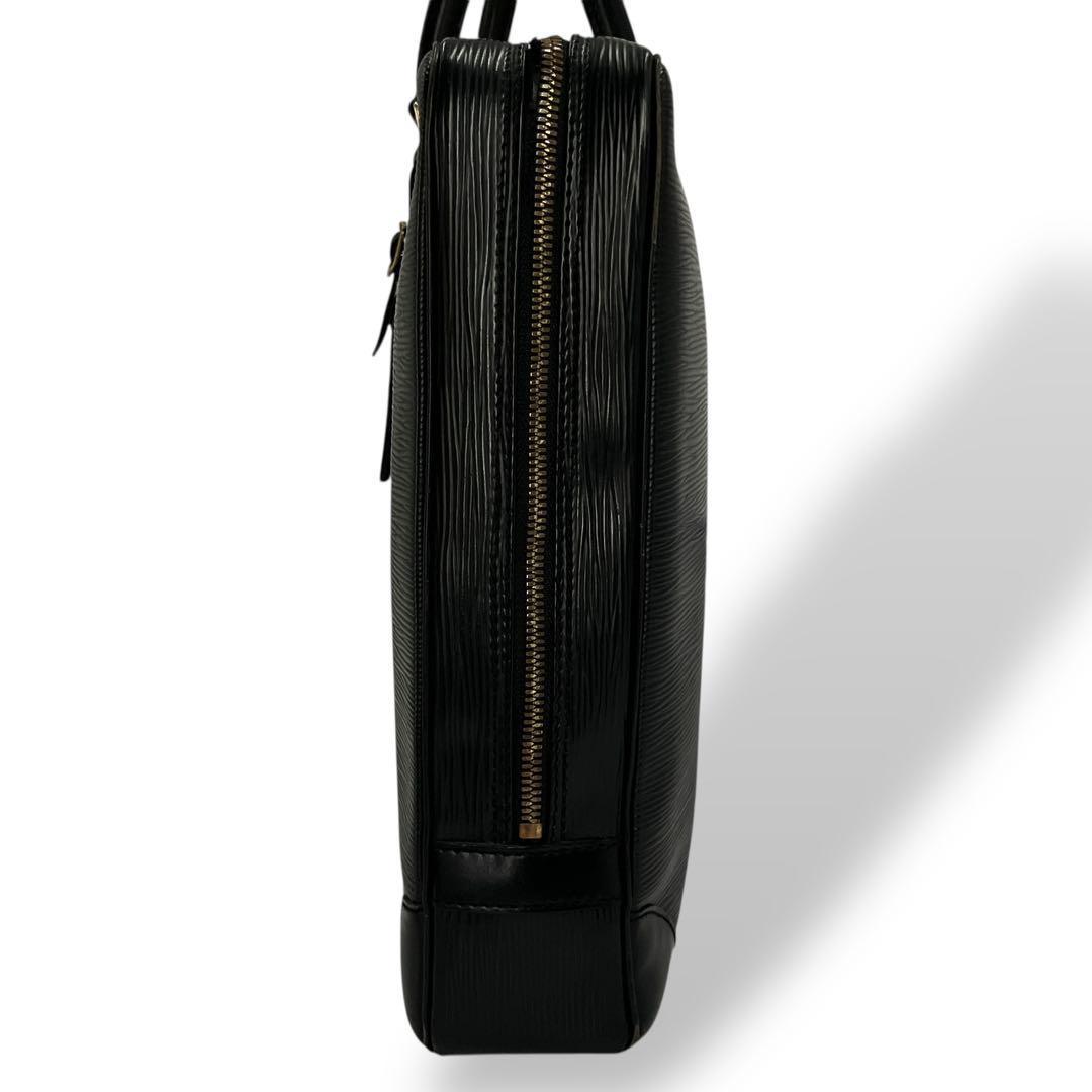 ルイヴィトン　エピ　ビジネスバッグ　ポルトドキュマン　ヴォワヤージュ　A4収納可