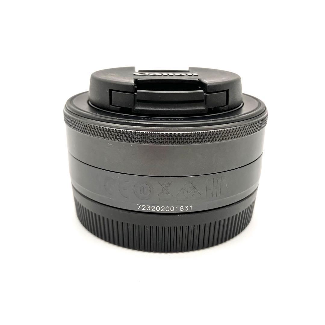 Canon EF-M 22mm F2 STM 単焦点レンズ　ブラック