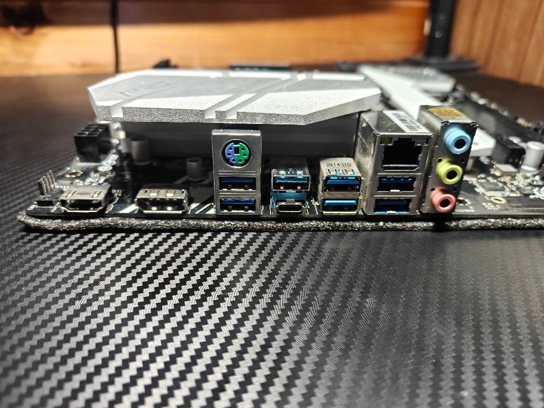 ASRock X570M PRO4 マザーボード　am4