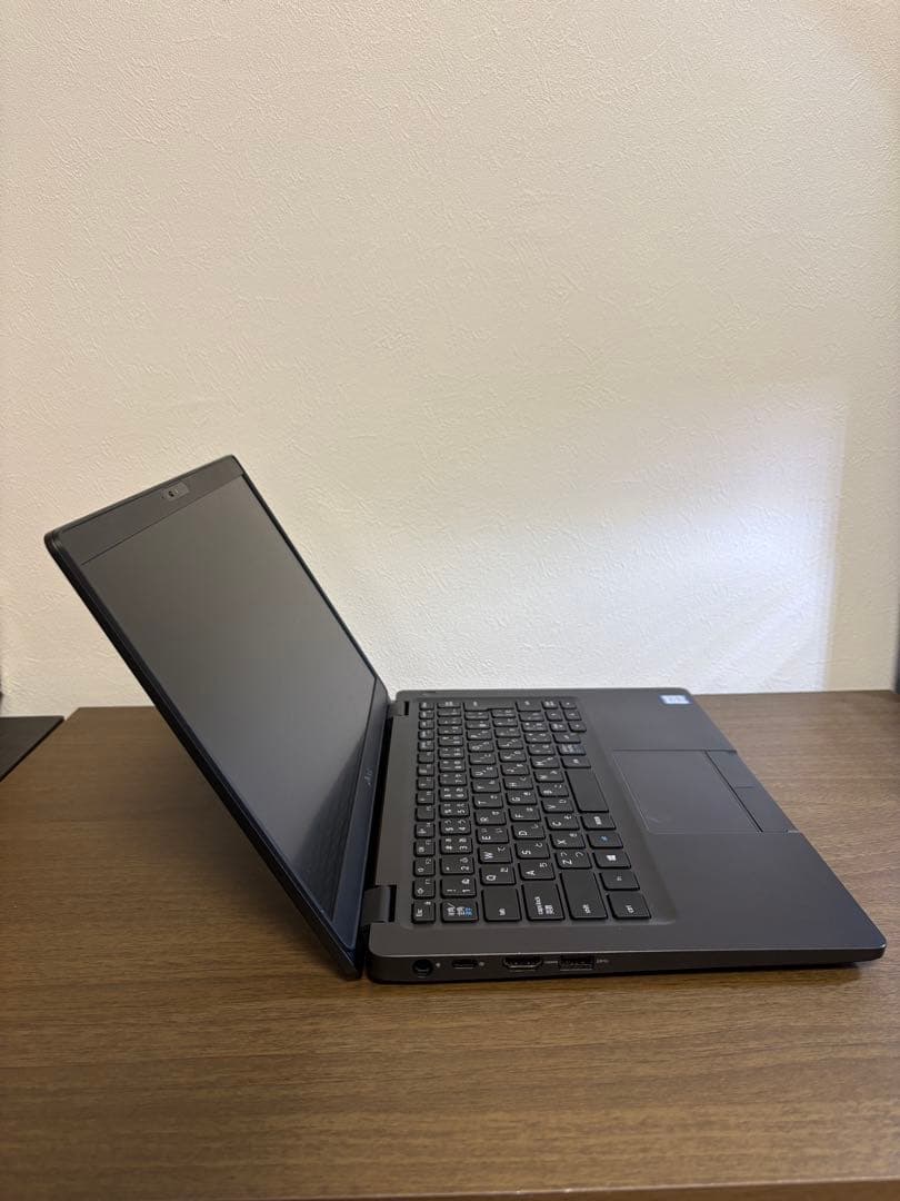 DELL ノートPC 本体（ACアダプター付き）